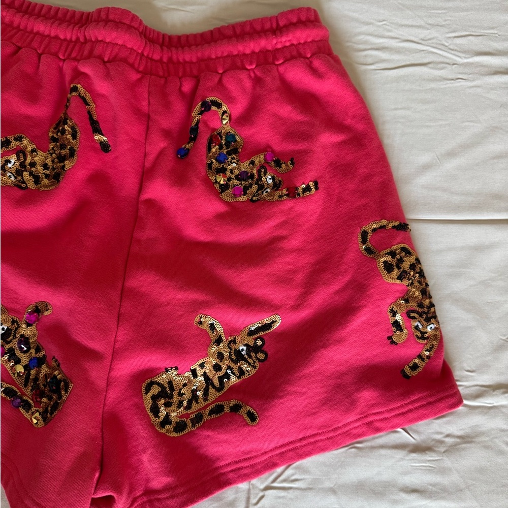 Queen of sparkles Leopard Print red Women's Shorts size large - Picture 7 of 10